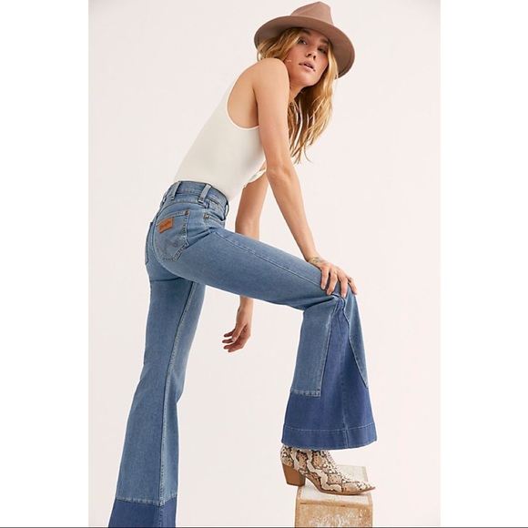 NWT Free People Wrangler High Rise Flare Jeans - Picture 1 of 7